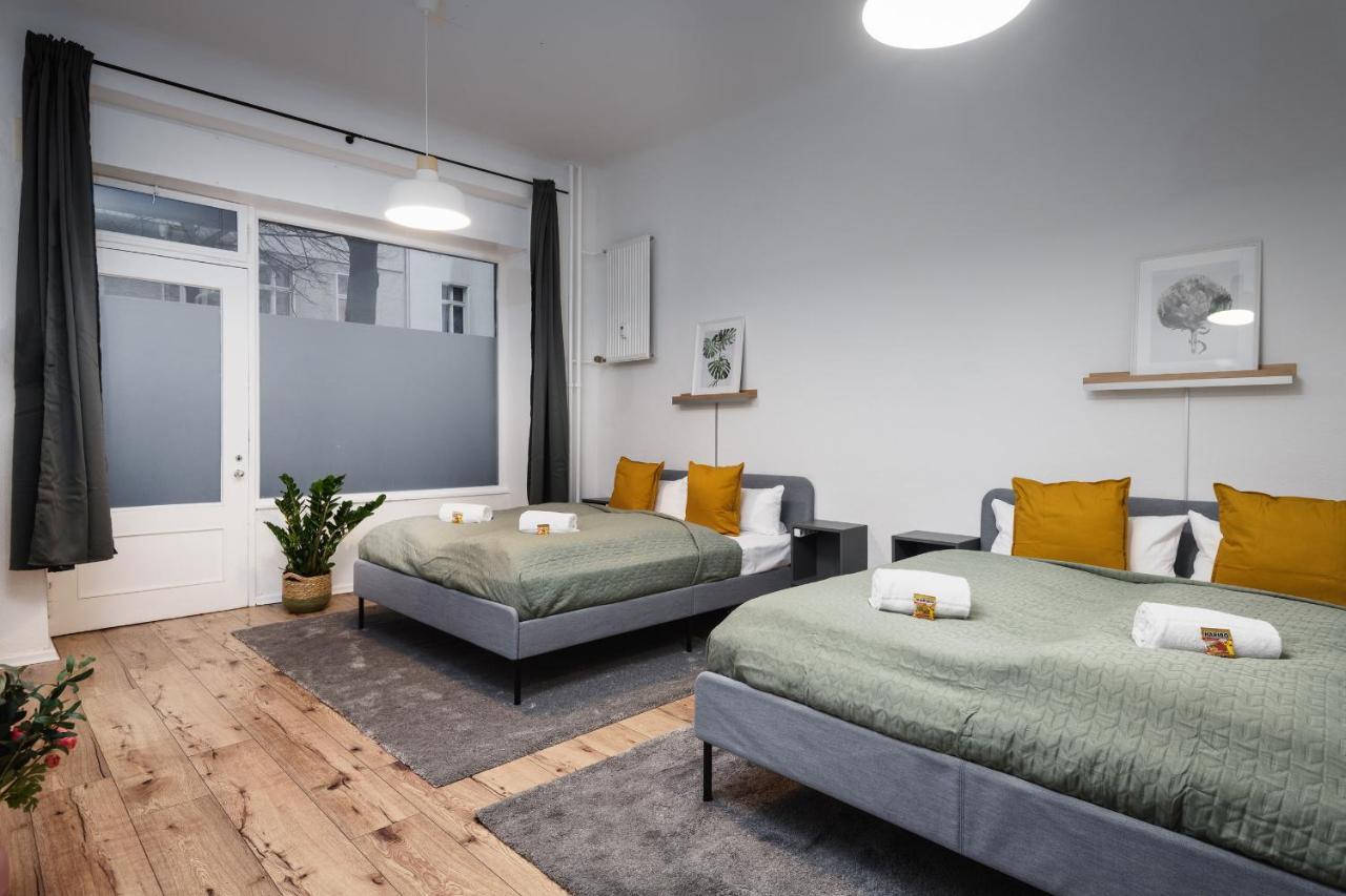 Super Zentral Super Schoener Altbau In Moabit Rostockerstrasse Im Herzen Von Fuer Bis Zu 6 Personen Apartament Berlin