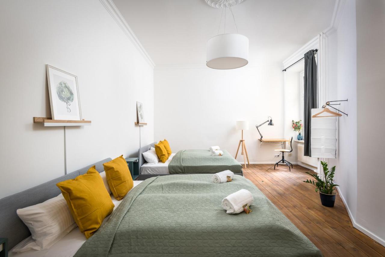 Super Zentral Super Schoener Altbau In Moabit Rostockerstrasse Im Herzen Von Fuer Bis Zu 6 Personen Apartament
