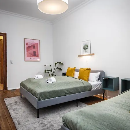 Super Zentral Super Schoener Altbau In Moabit Rostockerstrasse Im Herzen Von Berlin Fuer Bis Zu 6 Personen Exterior photo