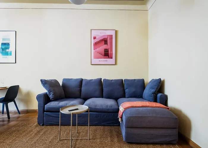 Super Zentral Super Schoener Altbau In Moabit Rostockerstrasse Im Herzen Von Berlin Fuer Bis Zu 6 Personen